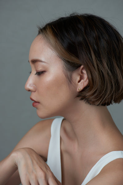 ESTHER 星屑ピアス